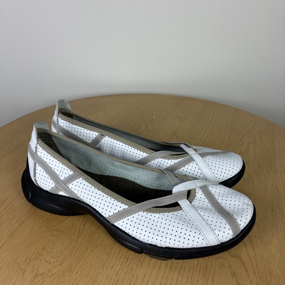 Privo by Clarks Perforated Leather Sporty Ballet Flats Women's 8 Comfort Fall